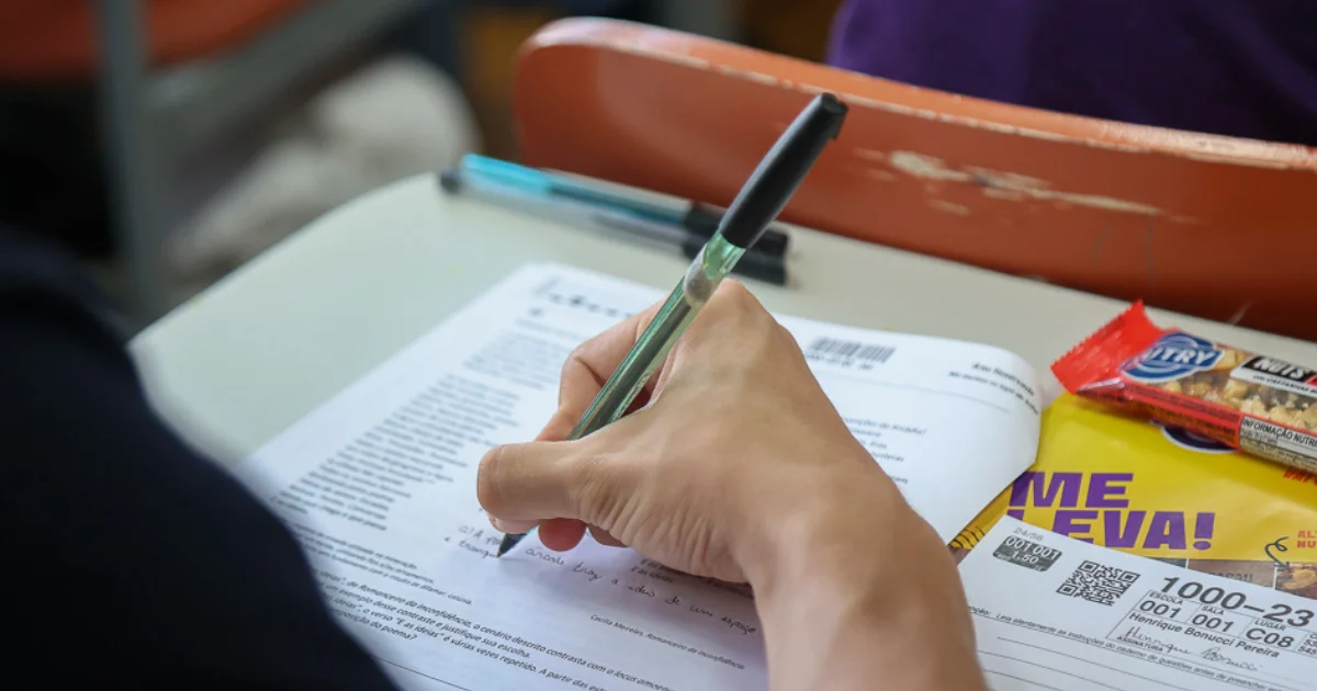 Vestibulandos da rede estadual podem aproveitar as férias para fazer simulados no Prepara SP