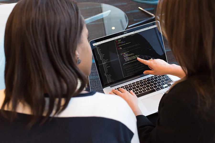 Portal Trampolim oferece 135 vagas em cursos profissionalizantes gratuitos na região do Vale do Paraíba