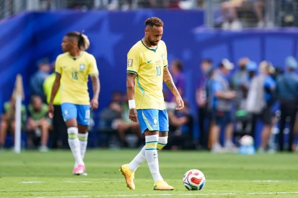Leitura labial revela ofensas de Neymar Jr. contra goleiro da Noruega - destaque galeria