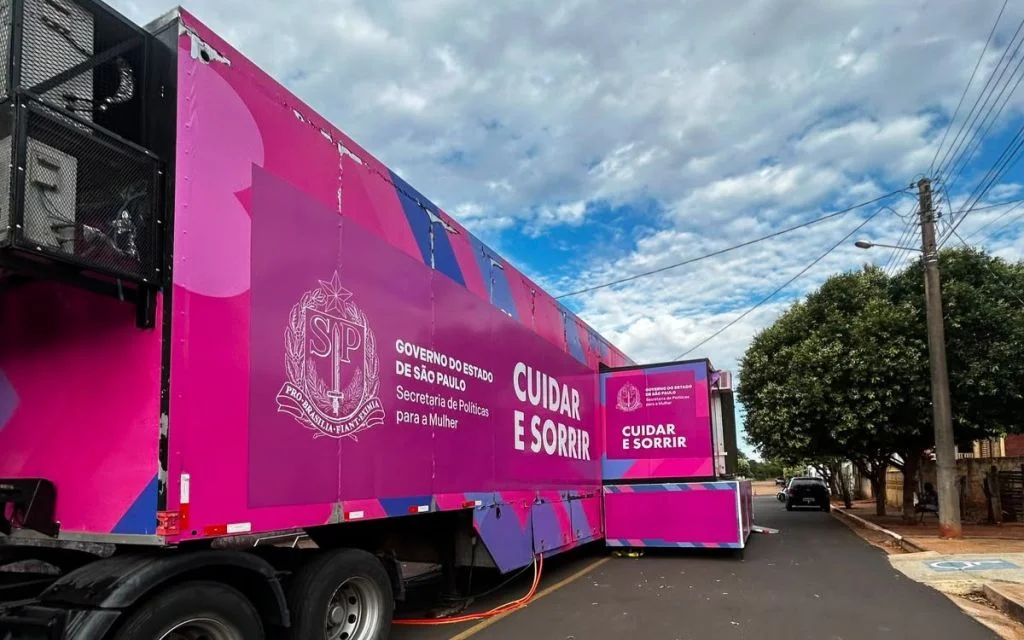 Carreta oferece atendimento odontológico gratuito para mulheres em Araçatuba