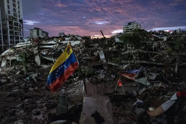 Número de mortos após terremotos na Venezuela ultrapassa 6,5 mil - destaque galeria